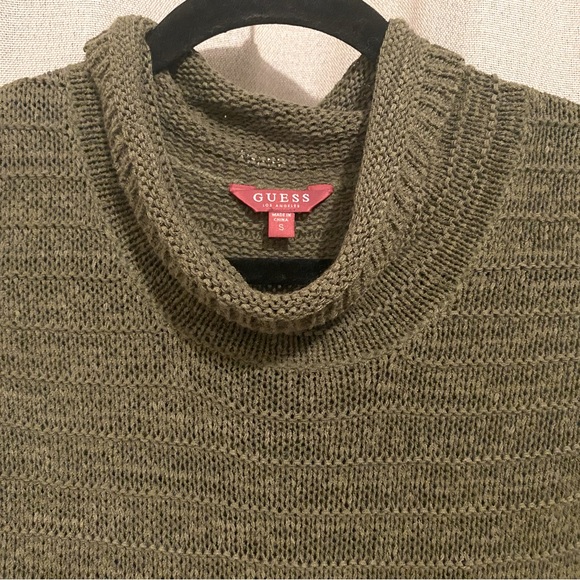 Guess Woman’s army green top - Picture 3 of 5